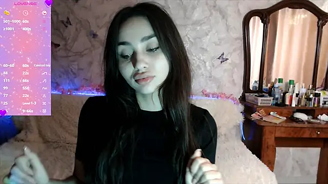 Snapshot of ChocolateKity chatting on 09/13/25, 03:28 ChocolateKity online show from 09/13/25, 03:28