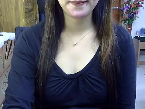 Snapshot of Obonti_2000 chatting on 12/20/25, 05:27 Obonti 2000 online show from 12/20/25, 05:27