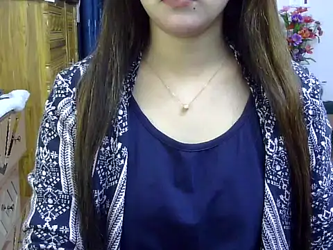 Snapshot of Obonti_2000 chatting on 01/14/26, 04:32 Obonti 2000 online show from 01/14/26, 04:32