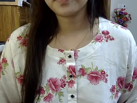 Snapshot of Obonti_2000 chatting on 01/15/26, 06:55 Obonti 2000 online show from 01/15/26, 06:55