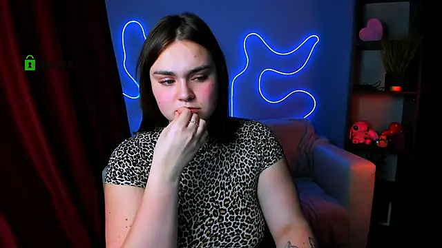 lorraine carter online show from 10/24/25, 04:28