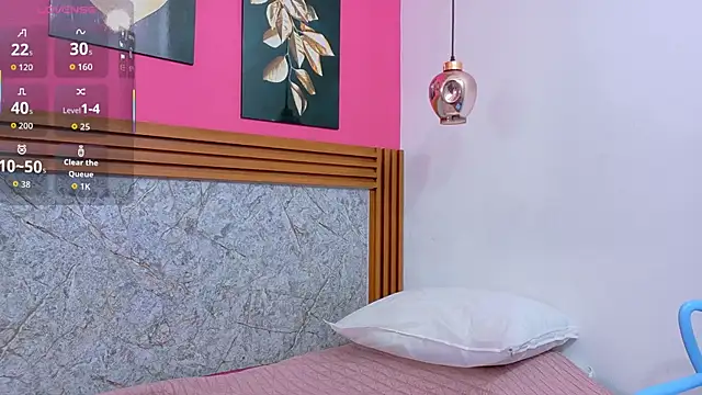 Snapshot of Testingdaddyy chatting on 01/13/26, 01:04 Testingdaddyy online show from 01/13/26, 01:04