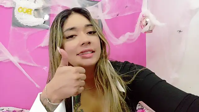 Snapshot of Testingdaddyy chatting on 10/13/25, 12:51 Testingdaddyy online show from 10/13/25, 12:51