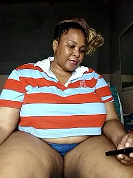 Snapshot of Moretl chatting on 02/19/26, 10:40 Moretl online show from 02/19/26, 10:40