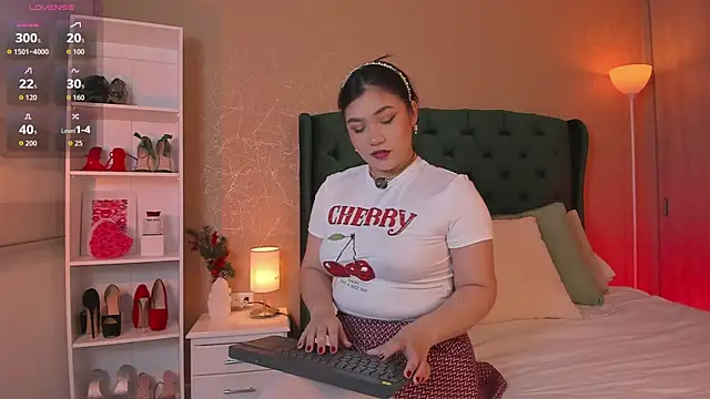 naughty fun room online show from 11/04/25, 11:08