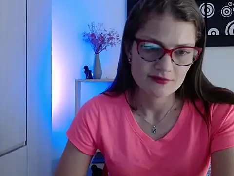 Camila-ventura online show from 10/21/25, 07:13