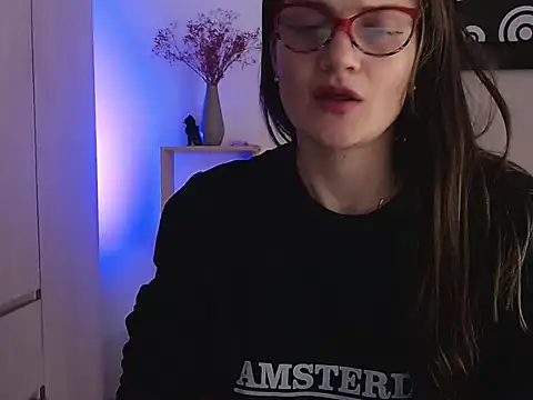 Camila-ventura online show from 10/26/25, 02:23