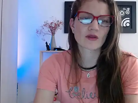 Camila-ventura online show from 11/13/25, 07:07