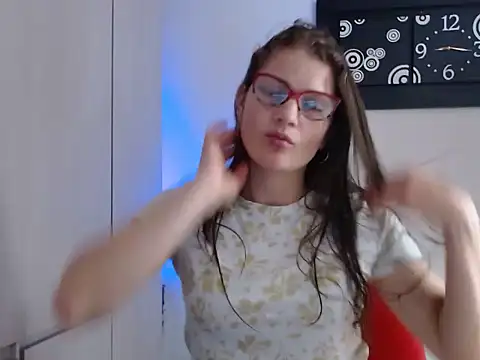 Camila-ventura online show from 11/08/25, 02:20