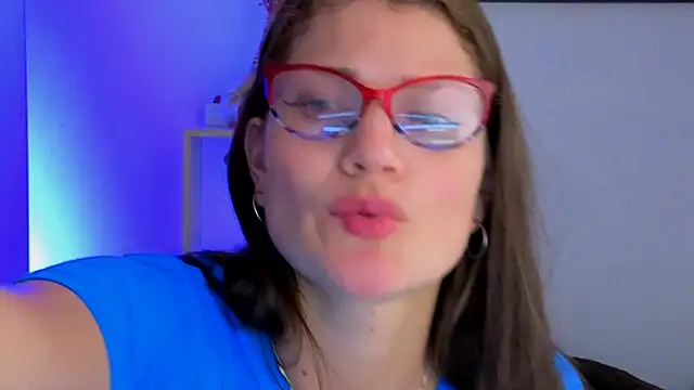 Camila-ventura online show from 12/03/25, 07:57