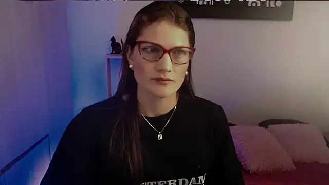 Camila-ventura online show from 05/30/26, 12:00