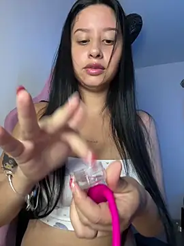 lucy grey25 online show from 04/13/26, 07:07