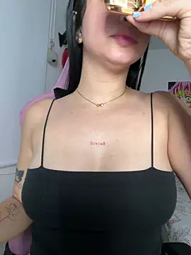 lucy grey25 online show from 03/02/26, 06:59