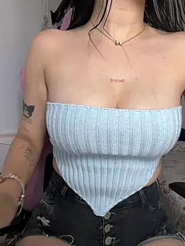 lucy grey25 online show from 03/03/26, 02:57