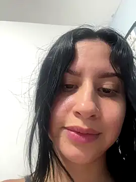 lucy grey25 online show from 12/05/25, 02:00