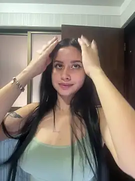 lucy grey25 online show from 02/08/26, 09:23