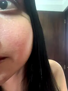 lucy grey25 online show from 12/23/25, 12:43