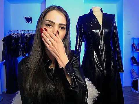 AlienaMoore online show from 02/21/26, 11:51