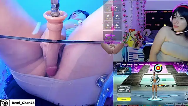 Snapshot of demi_chan chatting on 06/21/26, 07:36 demi chan online show from 06/21/26, 07:36