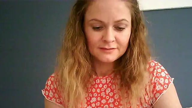 Ginger-bb online show from 11/16/25, 12:43