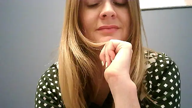 Ginger-bb online show from 12/02/25, 01:24