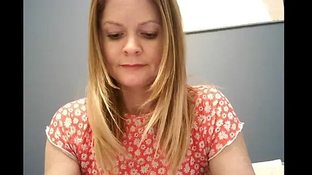 Ginger-bb online show from 11/19/25, 07:30