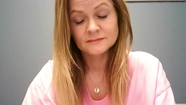 Ginger-bb online show from 11/17/25, 06:39