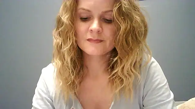 Ginger-bb online show from 11/02/25, 03:28