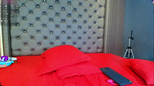 Snapshot of AKANE_SA chatting on 06/12/26, 01:14 AKANE SA online show from 06/12/26, 01:14