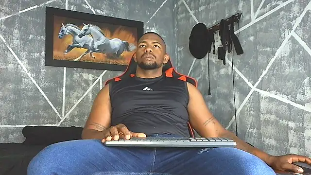 Snapshot of big_blackmen19 chatting on 05/28/26, 03:29 big blackmen19 online show from 05/28/26, 03:29