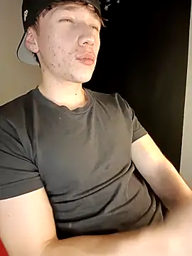 Snapshot of Logan_sixxer chatting on 10/17/25, 09:49 Logan sixxer online show from 10/17/25, 09:49