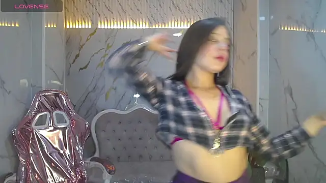  Mia sweet b online show from 11/17/25, 12:53