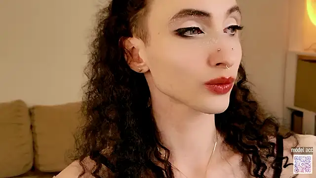 Queen of tease online show from 02/07/26, 11:02