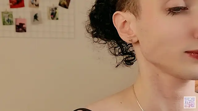 Queen of tease online show from 02/09/26, 07:34