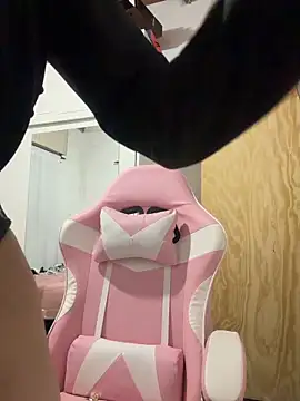 Babylovetiernax online show from 10/29/25, 03:05