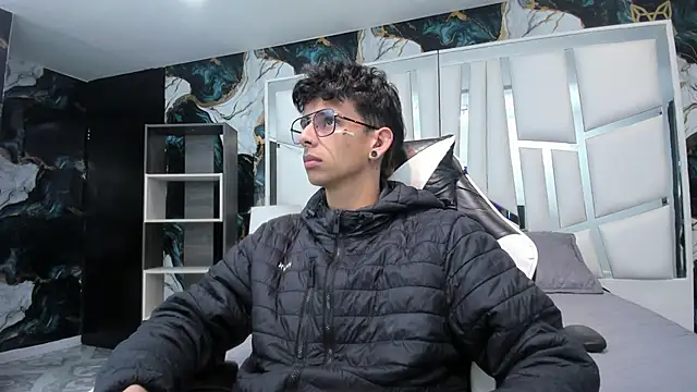 Ibratxandy online show from 04/17/26, 11:57