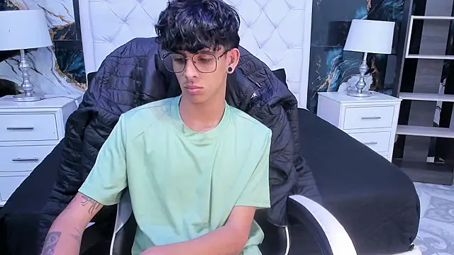 Ibratxandy online show from 03/19/26, 02:39