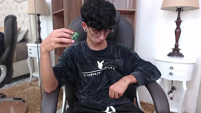 Ibratxandy online show from 03/24/26, 07:36