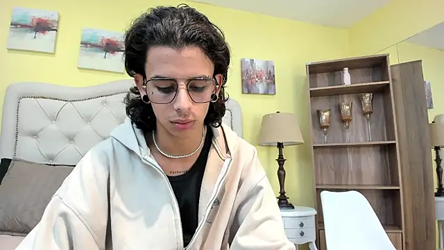 Ibratxandy online show from 12/21/25, 12:51