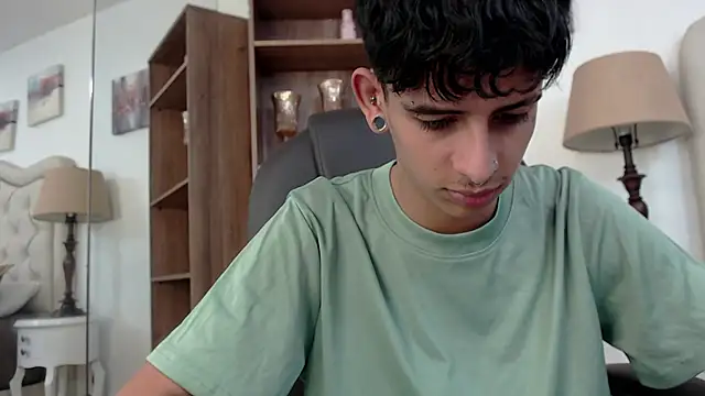 Ibratxandy online show from 04/11/26, 07:17