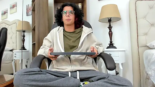 Ibratxandy online show from 02/23/26, 07:36