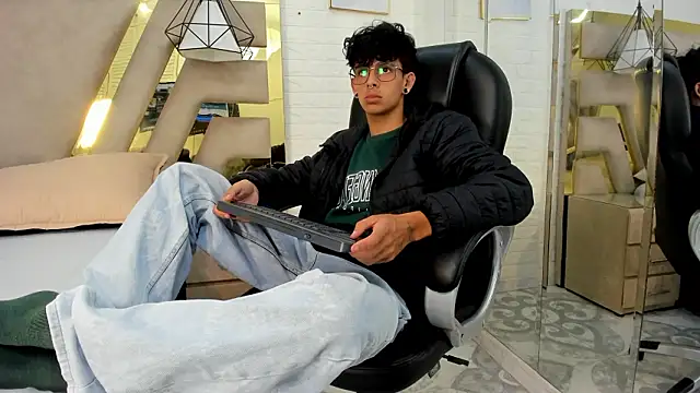 Ibratxandy online show from 03/25/26, 03:55