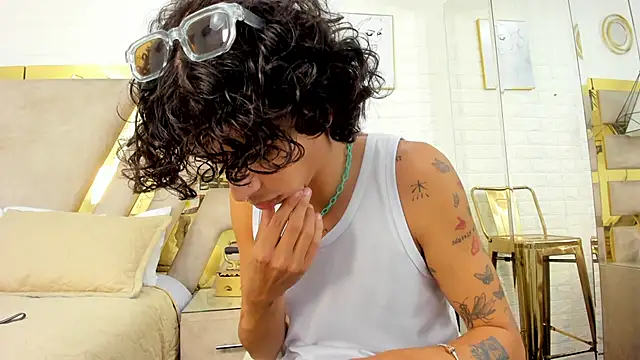 Ibratxandy online show from 11/18/25, 07:17