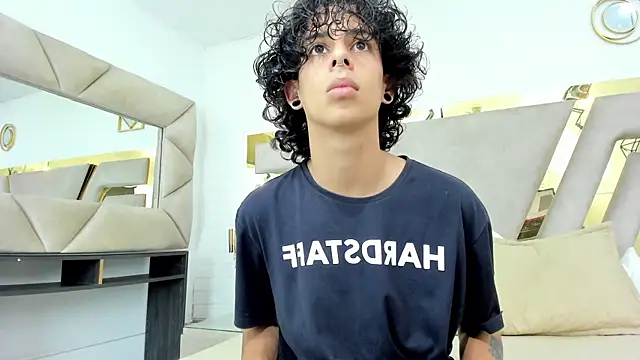 Ibratxandy online show from 11/15/25, 07:18