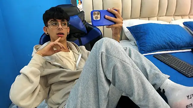 Ibratxandy online show from 05/30/26, 07:19
