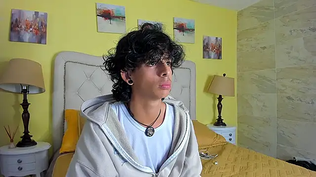 Ibratxandy online show from 10/18/25, 03:25