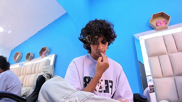 Ibratxandy online show from 10/12/25, 12:17