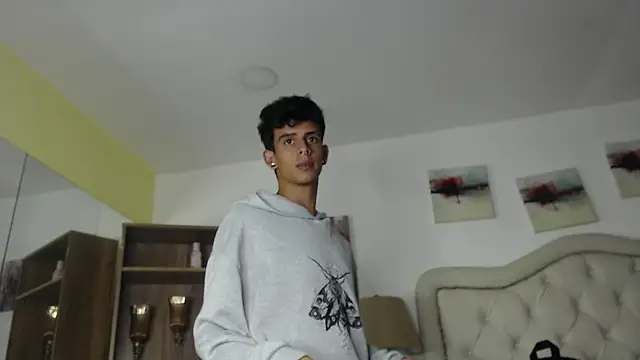 Ibratxandy online show from 04/21/26, 01:42