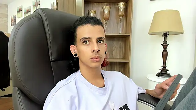 Ibratxandy online show from 02/05/26, 07:53