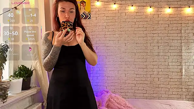 ReginaFoXXXy online show from 02/09/26, 11:08